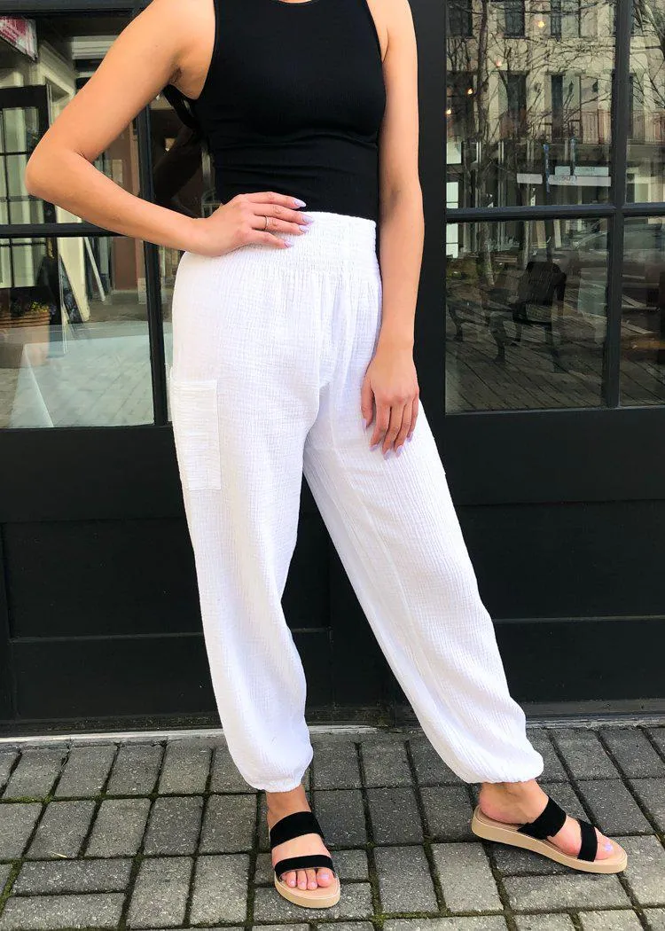Bobi Cotton Beach Jogger - White