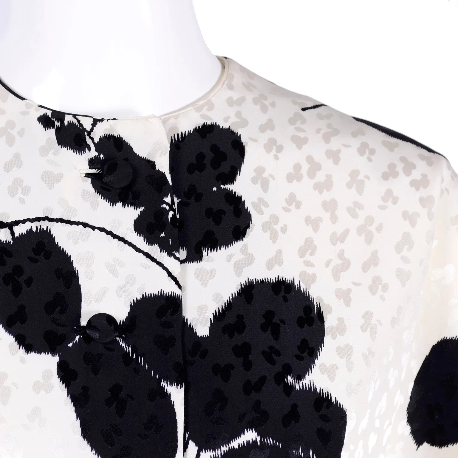 I Magnin 2 Piece Silk Vintage Dress w/ Black & Ivory Floral Print & Kimono Sleeves